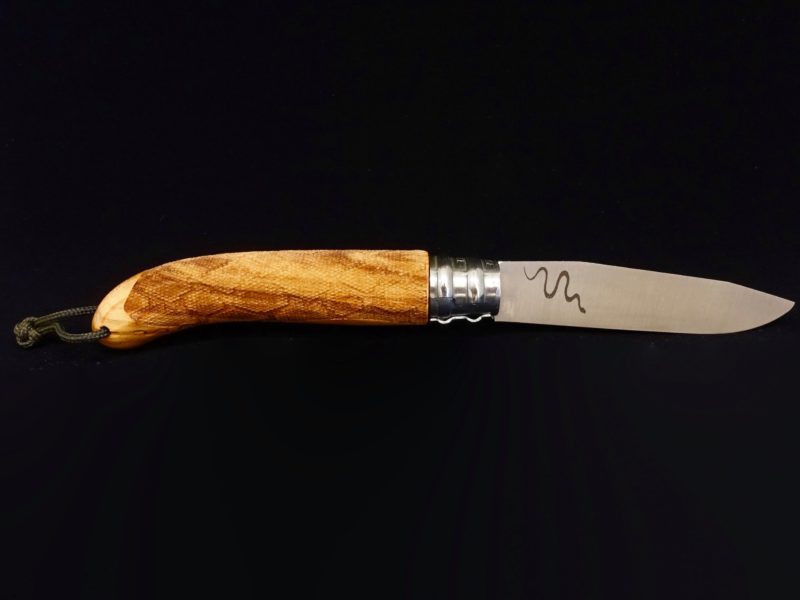 Couteau Verdier L&rsquo;Alpage Python en bois d&rsquo;Olivier by Décalé