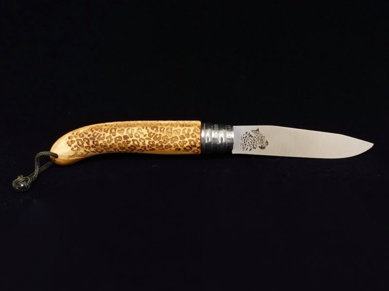 Couteau Verdier L&rsquo;Alpage Léopard en bois d&rsquo;olivier by Décalé